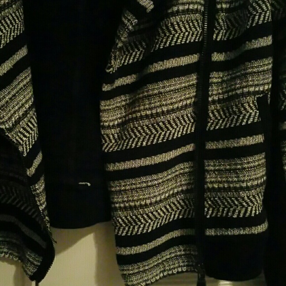 Jacket - Picture 4 of 6